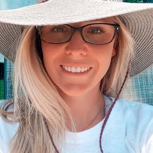 Meet your Posher, Tessie